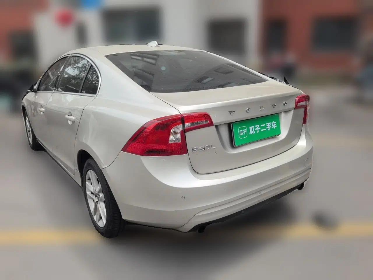 Volvo S60 2017 S60L T3 Smart Upgrade Edition — миниатюра 4