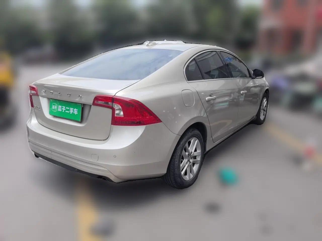 Volvo S60 2017 S60L T3 Smart Upgrade Edition — миниатюра 6