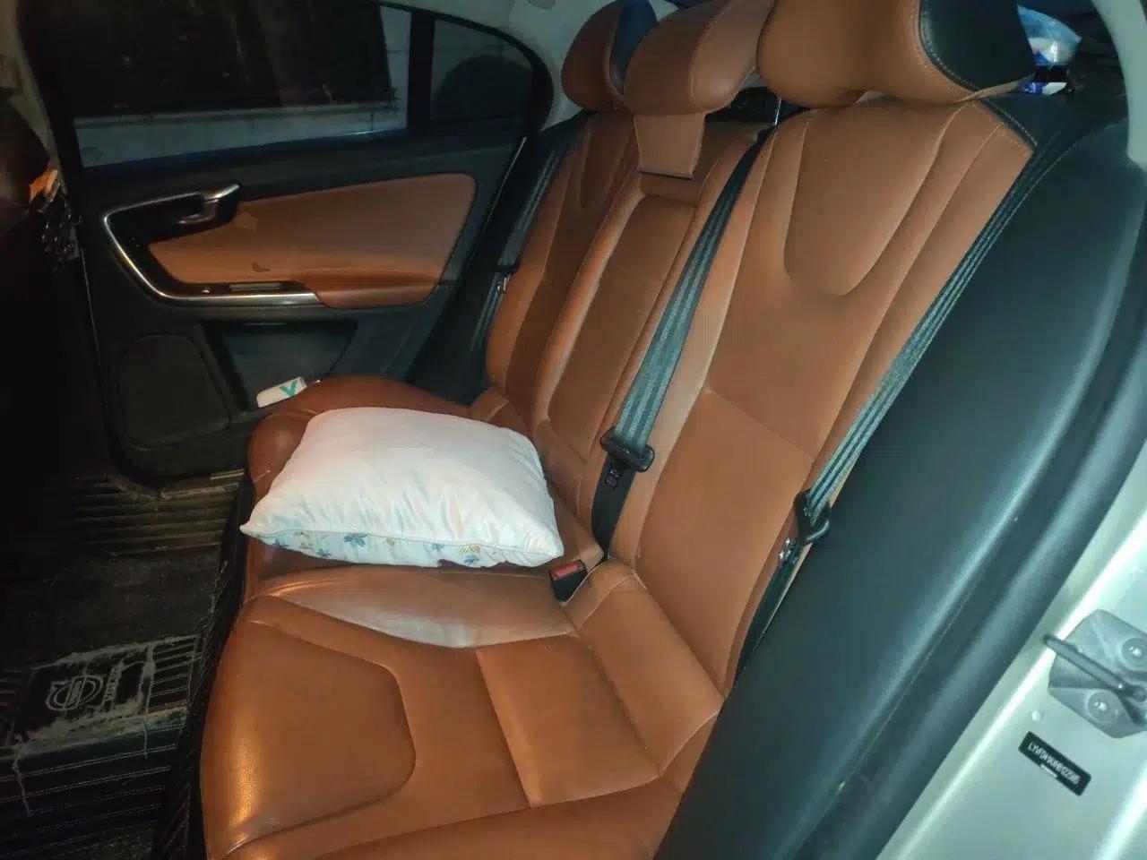 Volvo S60 2016 S60L T4 Zhiyuan Edition — миниатюра 18