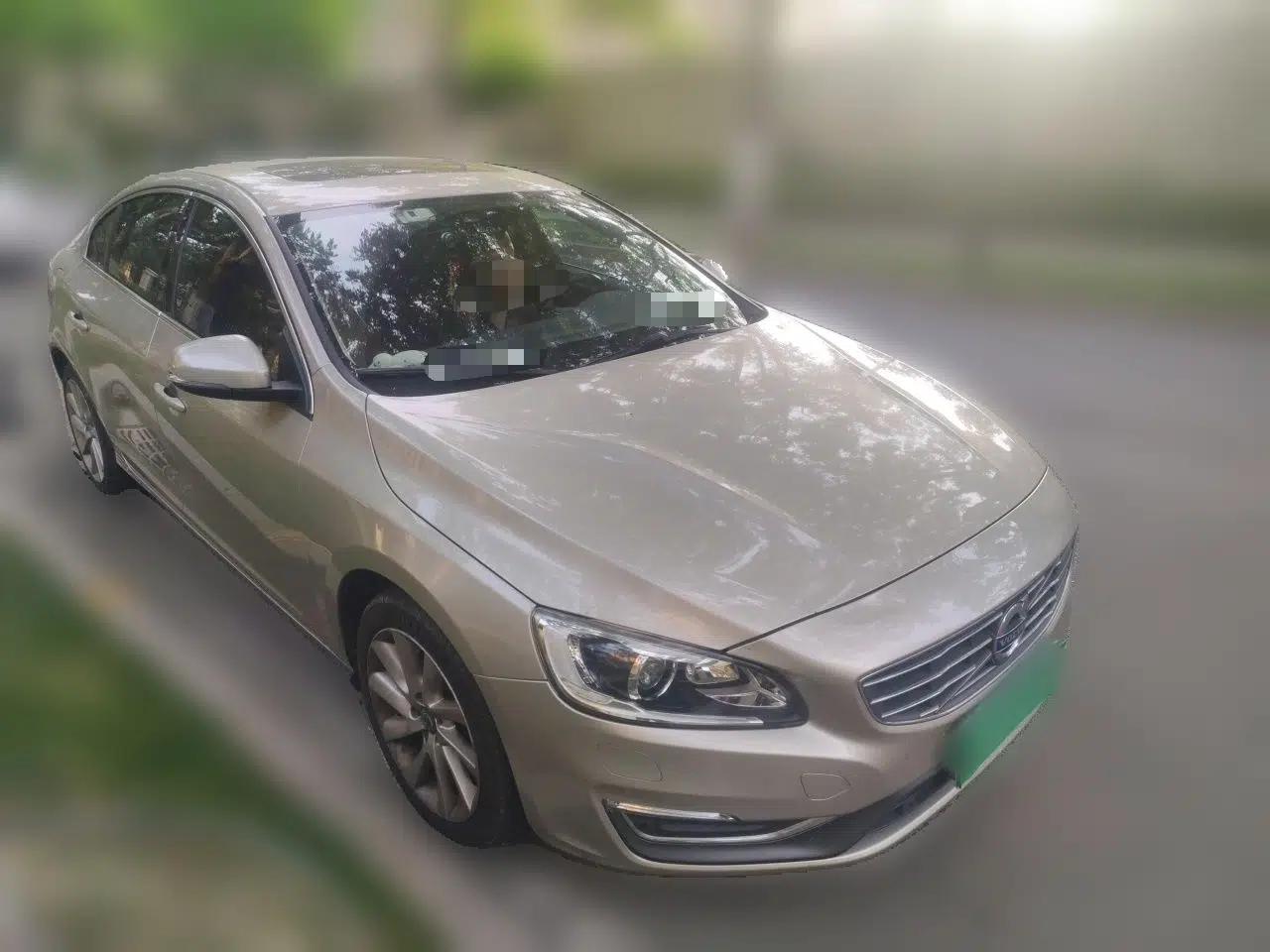 Volvo S60 2016 S60L T4 Zhiyuan Edition — миниатюра 3
