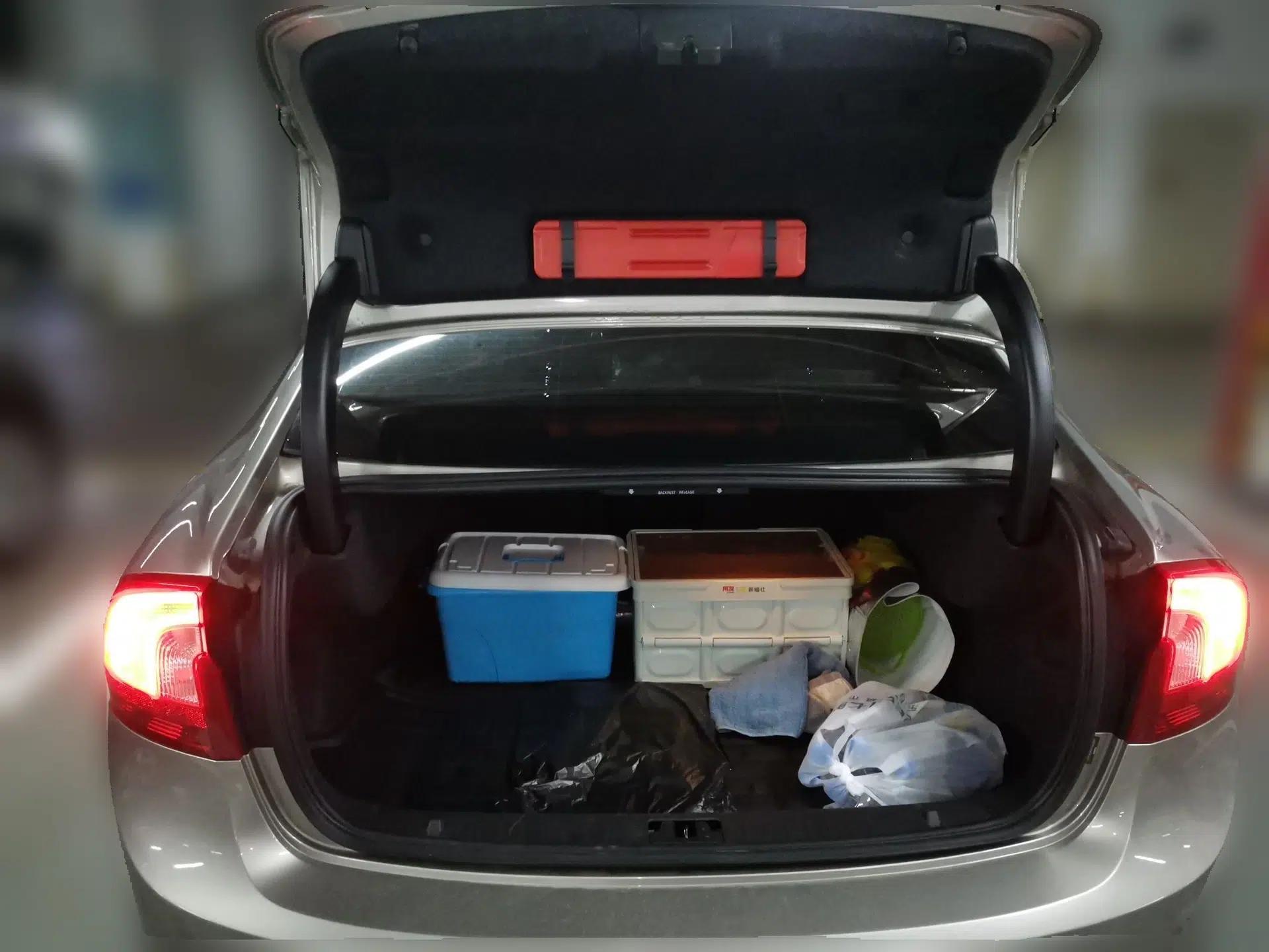 Volvo S60 2015 S60L T5 Zhiyue Edition — миниатюра 20