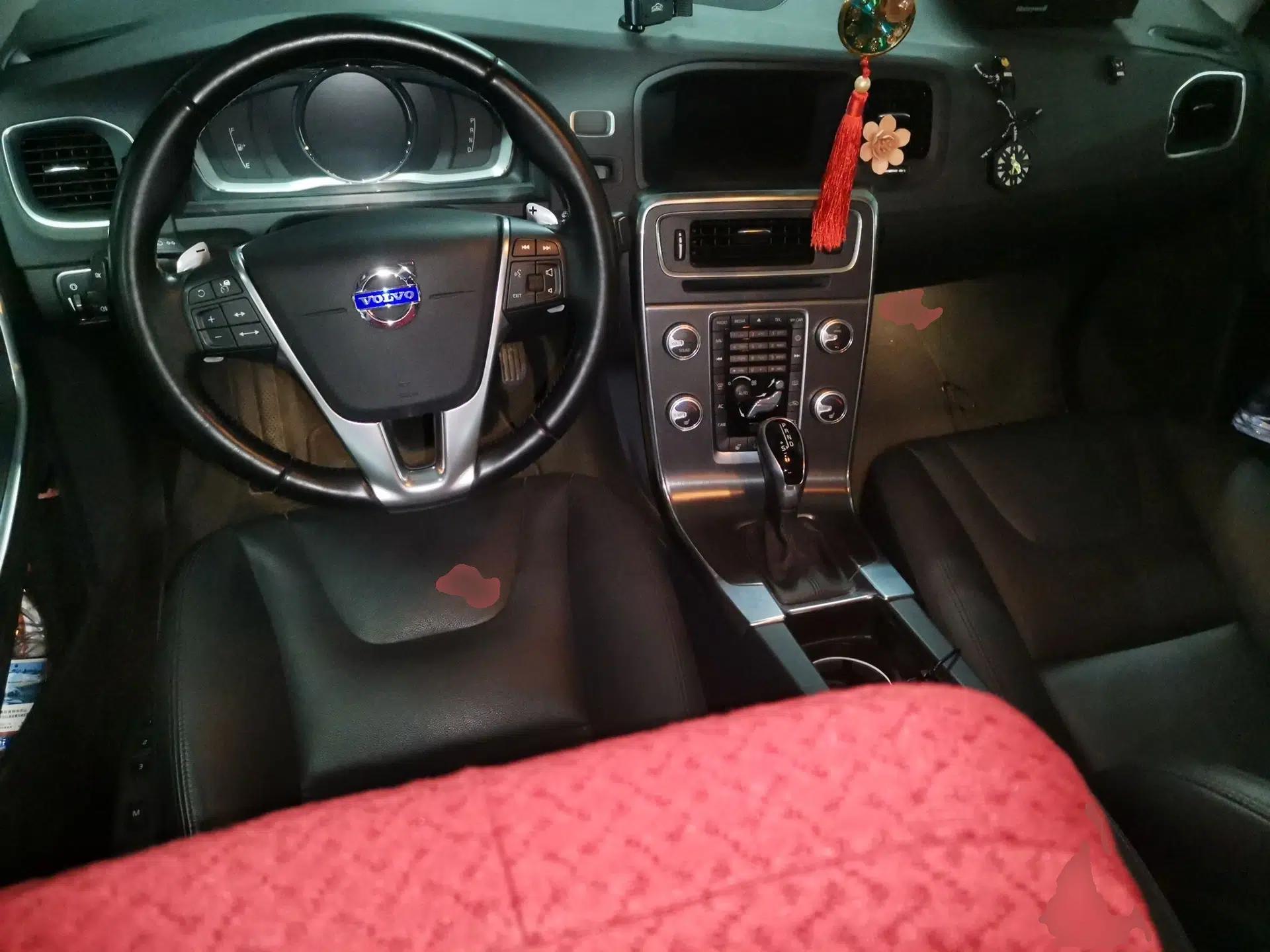 Volvo S60 2015 S60L T5 Zhiyue Edition — миниатюра 10