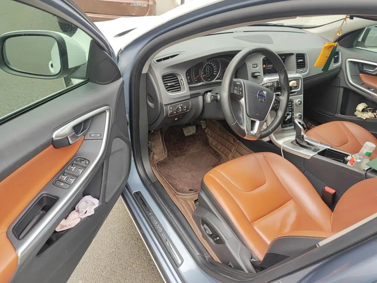 Volvo S60 2018 S60L T3 Smart Upgrade Edition — миниатюра 17