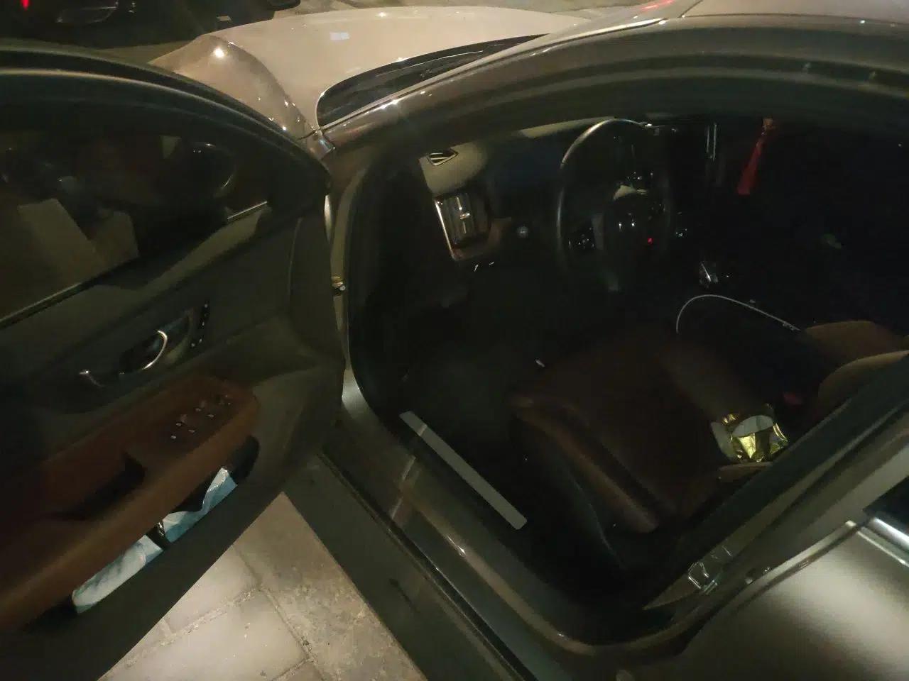 Volvo S60 2022 B4 Zhiyuan Luxury Edition — миниатюра 17