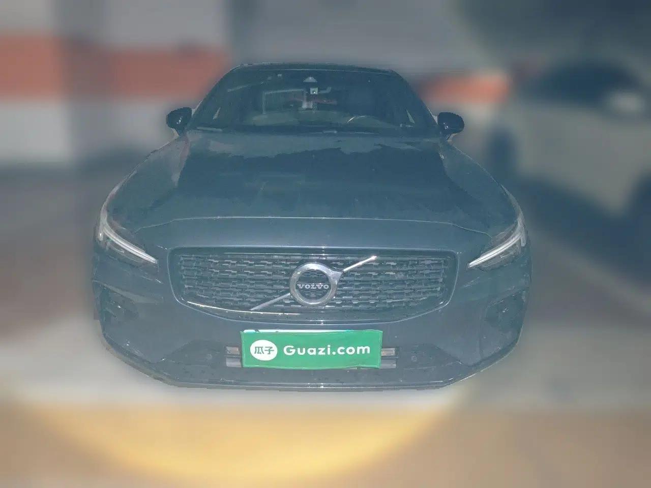 Volvo S60 2021 T4 Zhiyuan Sport Edition — миниатюра 2