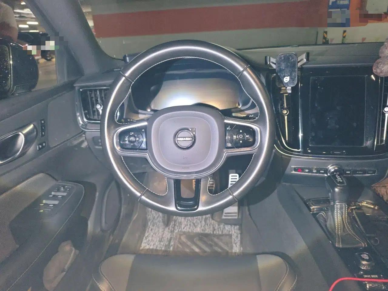 Volvo S60 2021 T4 Zhiyuan Sport Edition — миниатюра 11
