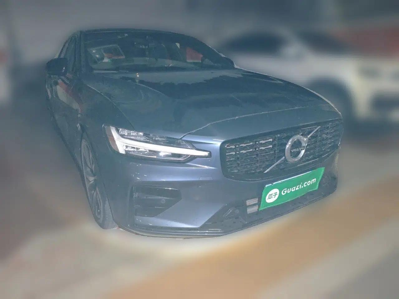Volvo S60 2021 T4 Zhiyuan Sport Edition — миниатюра 3