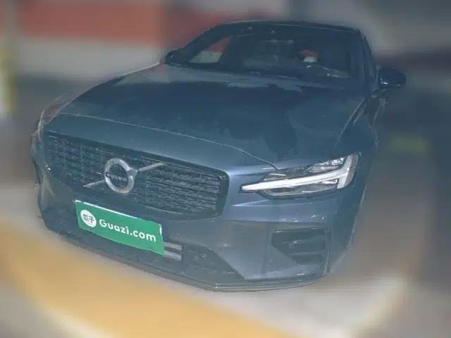 Volvo S60 2021 T4 Zhiyuan Sport Edition