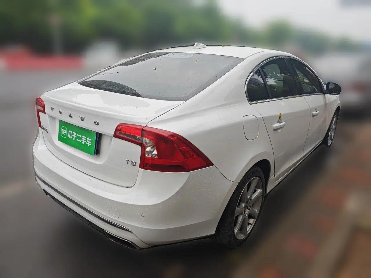 Volvo S60 2018 S60L T5 Intelligent Drive Edition — миниатюра 6