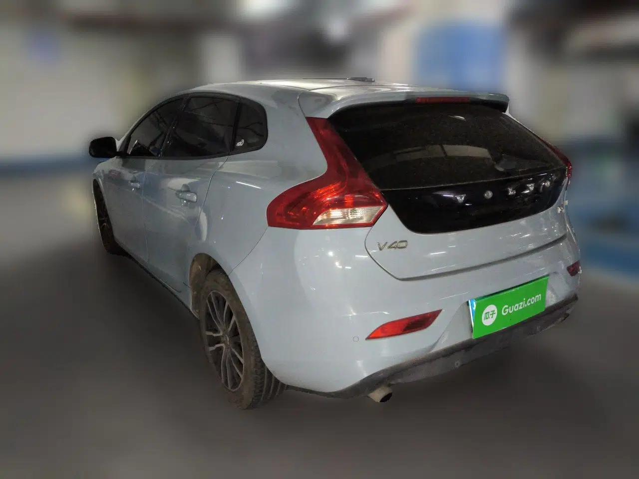 Volvo V40 2017 T3 Zhiyi Edition — миниатюра 4