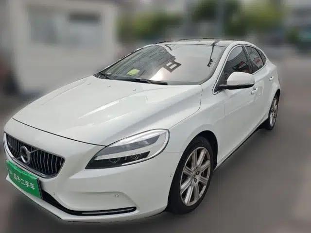 Volvo V40 2017 T3 Zhiya Edition