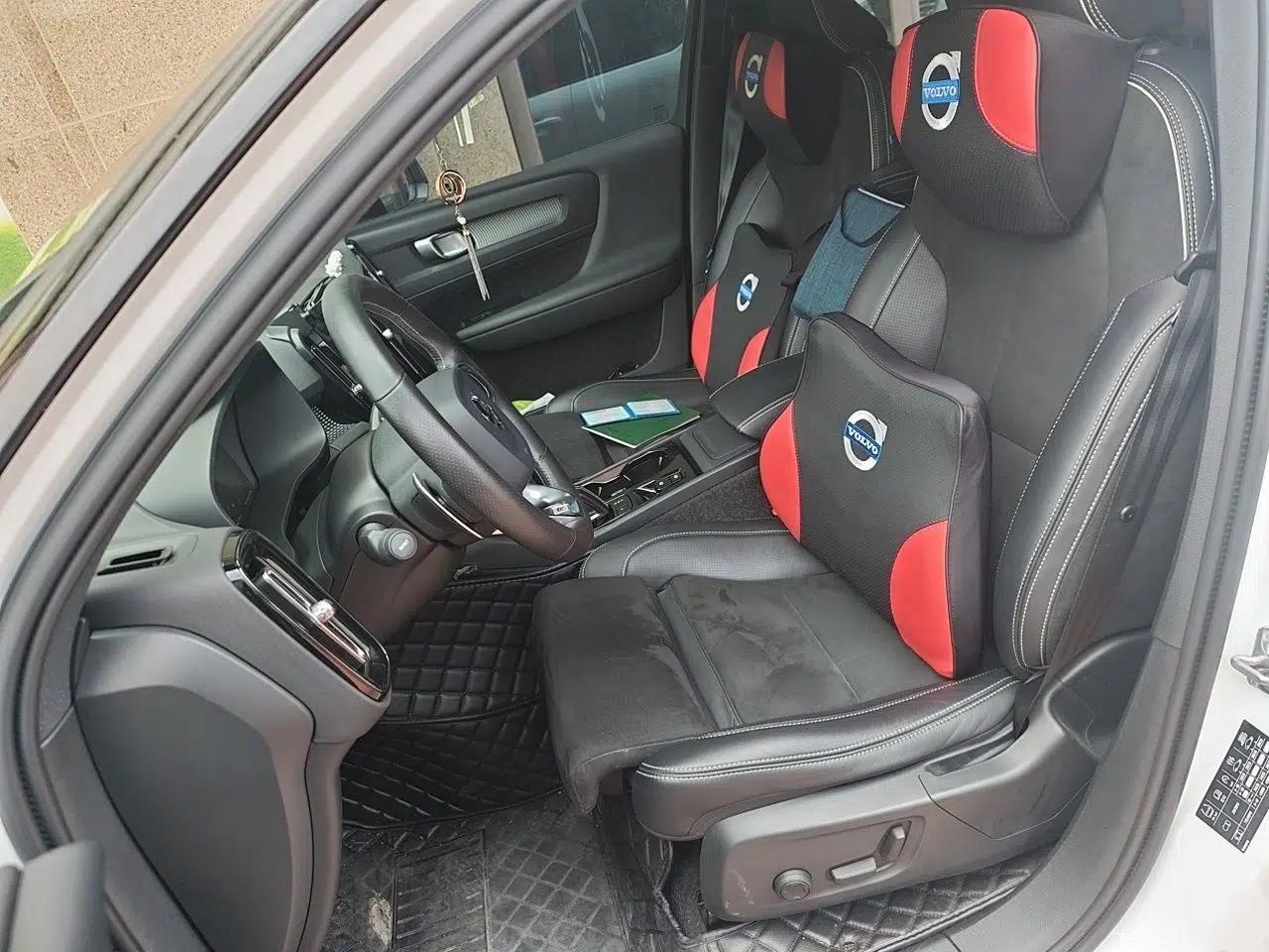 Volvo XC40 2020 T4 Four-Wheel Drive Smart & Sporty Edition — миниатюра 16
