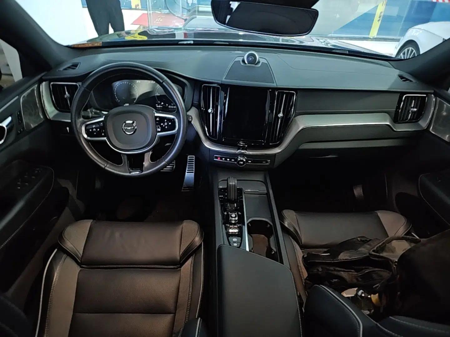 Volvo XC60 New Energy 2021 T8 E-Drive Hybrid Smart & Dynamic Edition — миниатюра 13