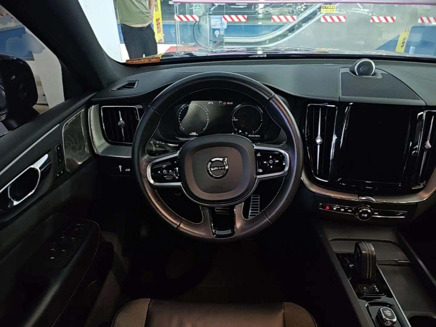 Volvo XC60 New Energy 2021 T8 E-Drive Hybrid Smart & Dynamic Edition — миниатюра 14