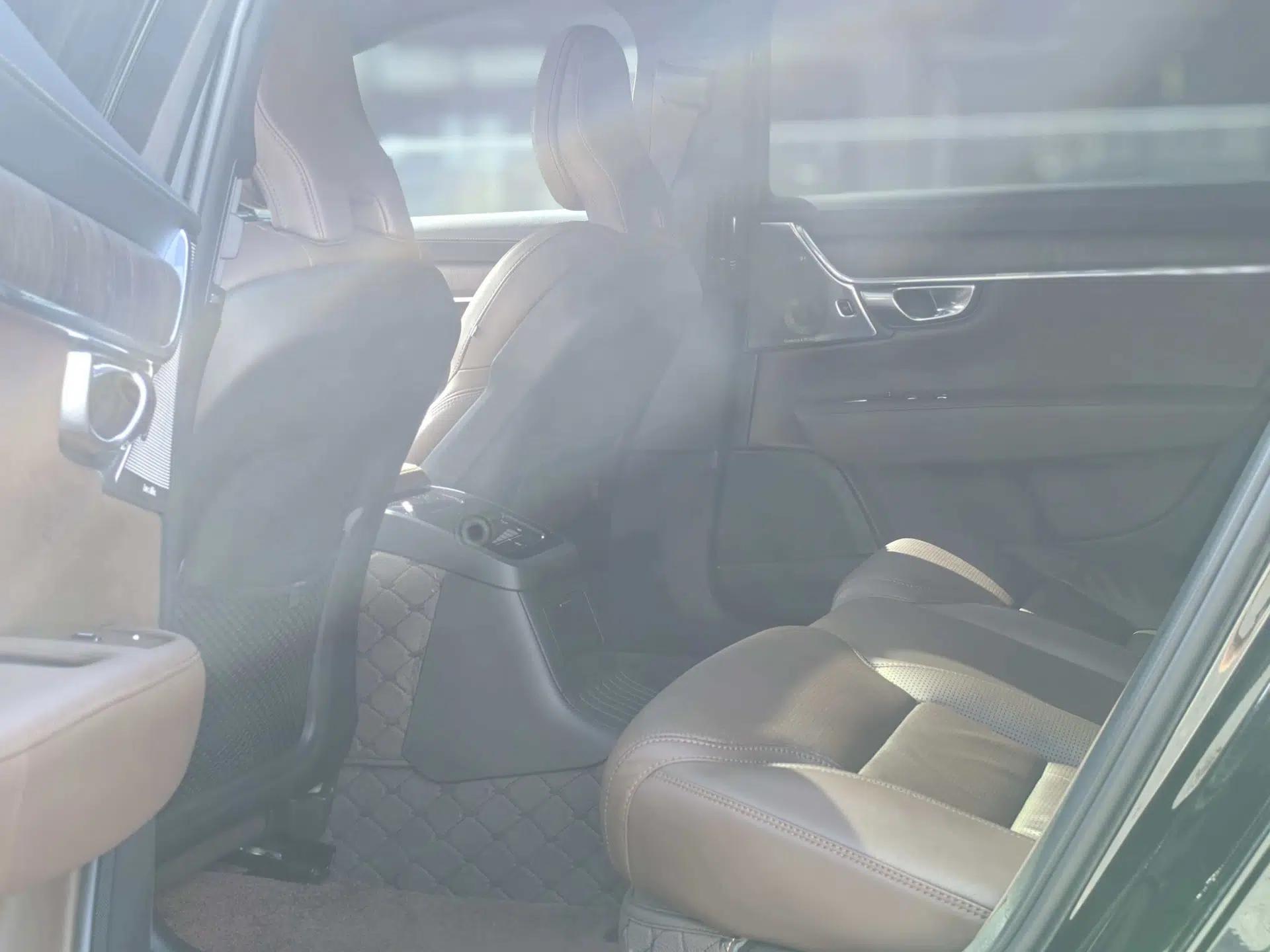 Volvo S90 New Energy 2023 T8 Plug-in Hybrid All-Wheel Drive Long-Range Luxury Edition — миниатюра 18