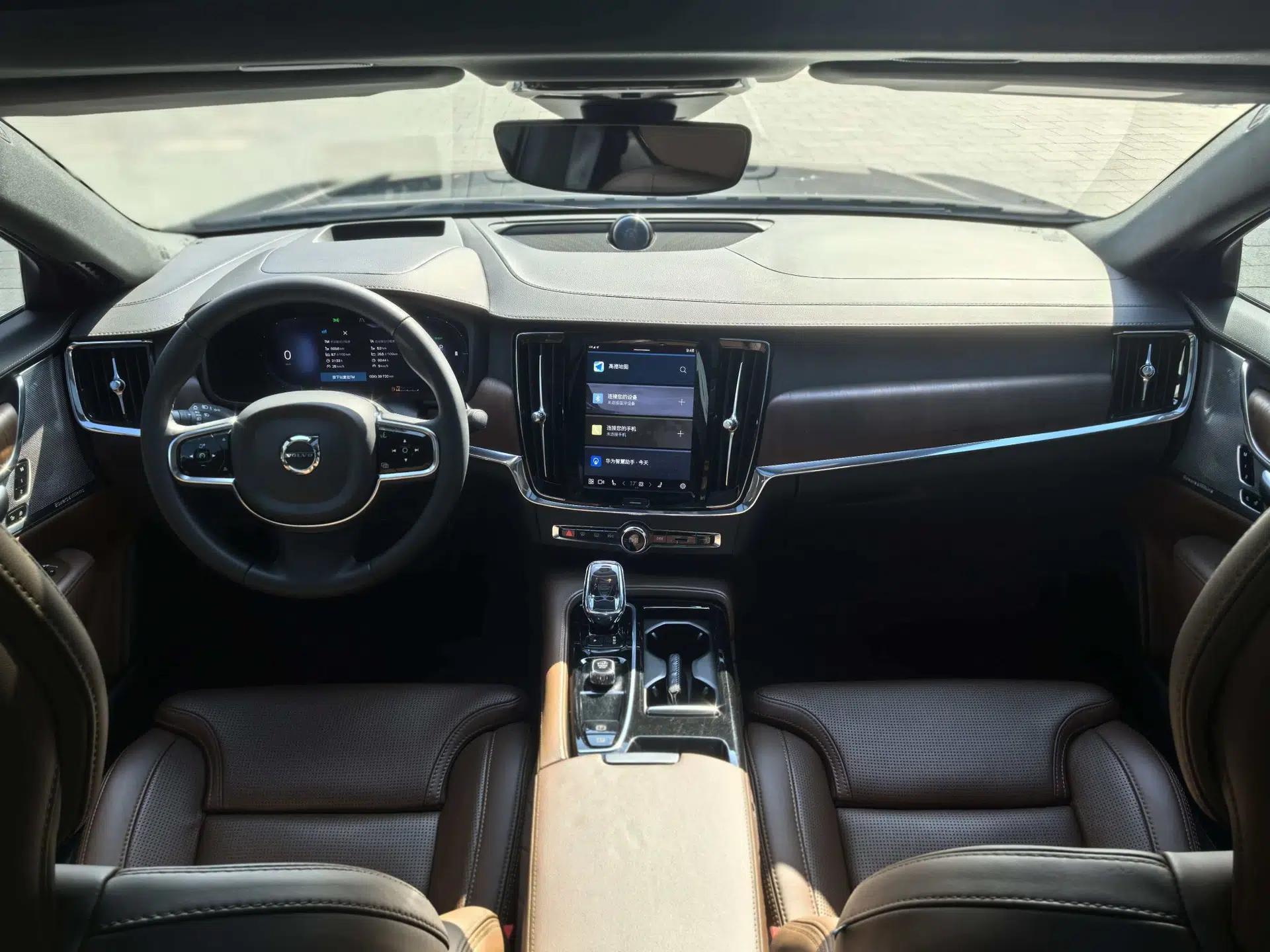 Volvo S90 New Energy 2023 T8 Plug-in Hybrid All-Wheel Drive Long-Range Luxury Edition — миниатюра 24