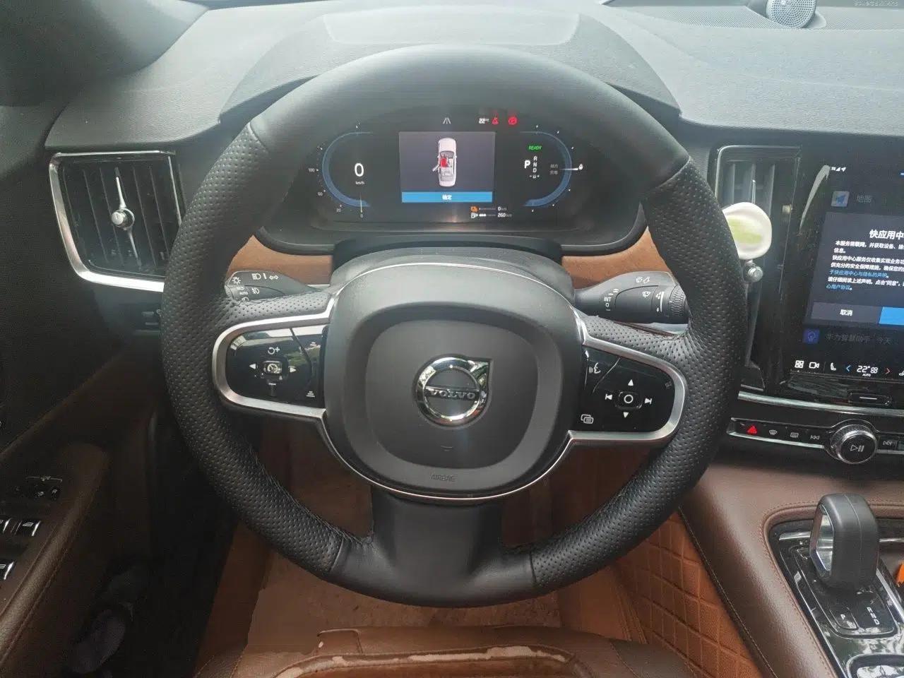 Volvo S90 New Energy 2022 T8 eDrive Hybrid Luxury Edition — миниатюра 11