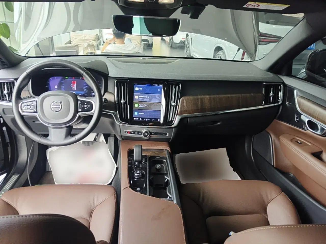 Volvo V90 2024 Cross Country B5 AWD Smart Range Edition — миниатюра 12