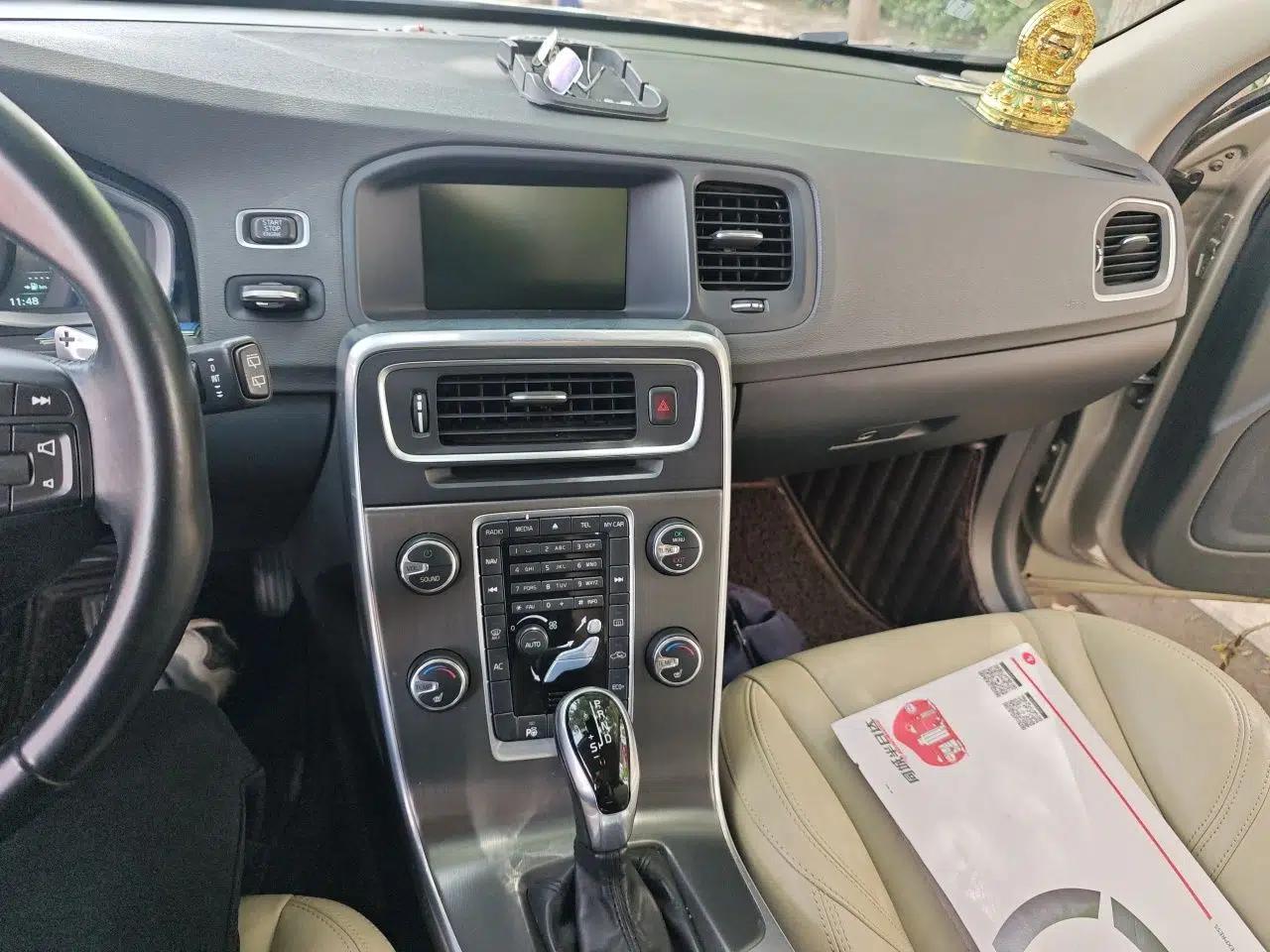 Volvo V60 2014 Restyled T5 Zhiya Edition — миниатюра 14