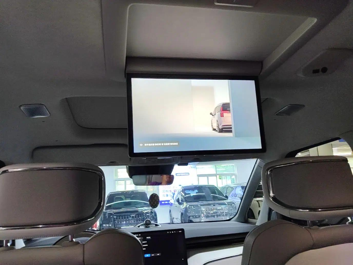Volvo EM90 2025 Ultra Six-Seater — миниатюра 21