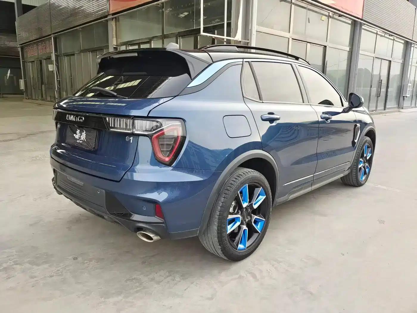 Lynk & Co 01 2021 2.0TD Two-Wheel Drive Pro — миниатюра 6