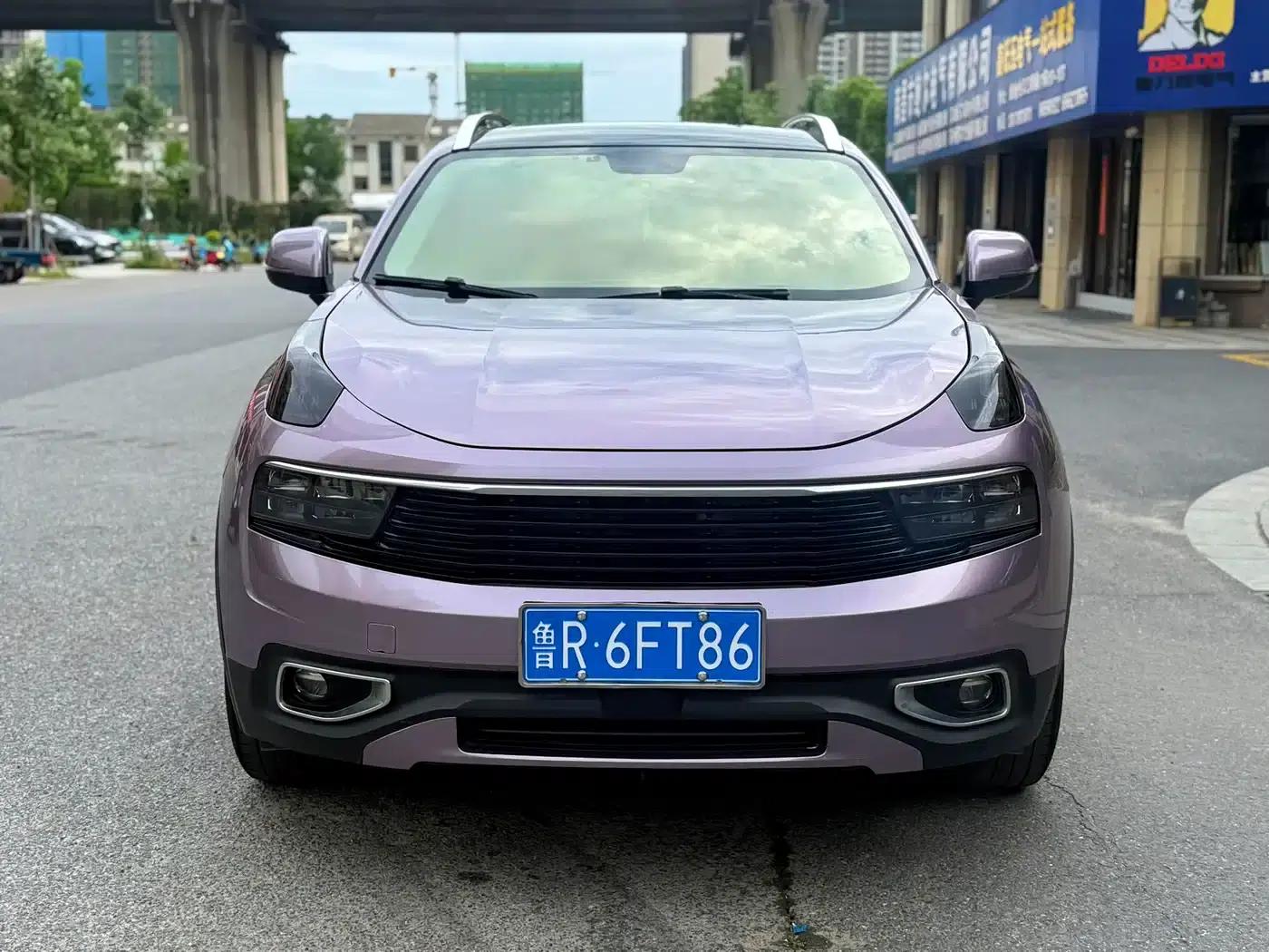 Lynk & Co 01 2018 2.0T 2WD+ Edition — миниатюра 2