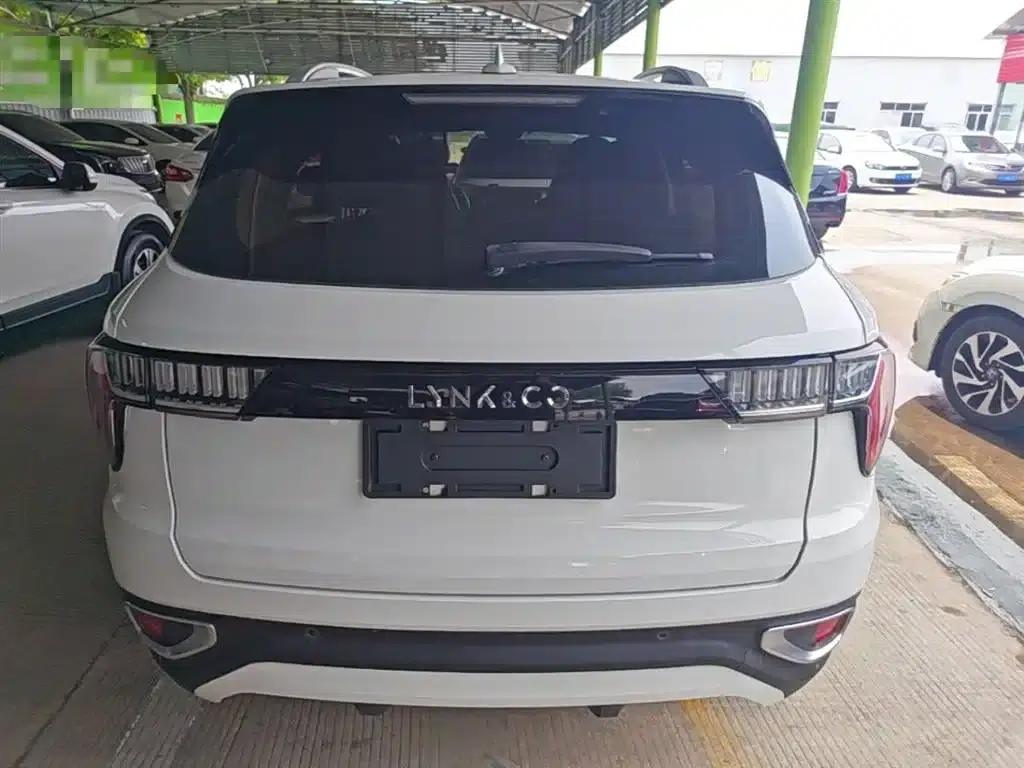 Lynk & Co 01 2017 2.0T Two-Wheel Drive — миниатюра 6