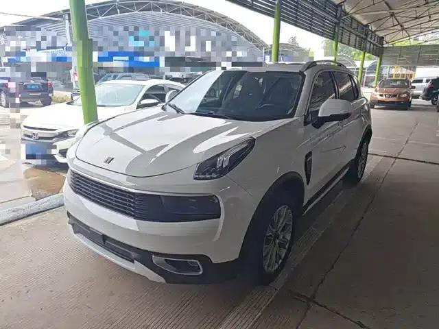 Lynk & Co 01 2017 2.0T Two-Wheel Drive