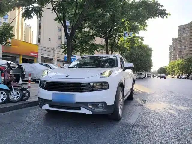Lynk & Co 01 2019 2.0T 2WD Pro Edition (National V Emission Standard)