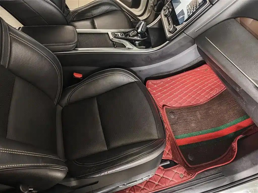 Lynk & Co 01 2017 2.0T 2WD Pro Edition — миниатюра 12