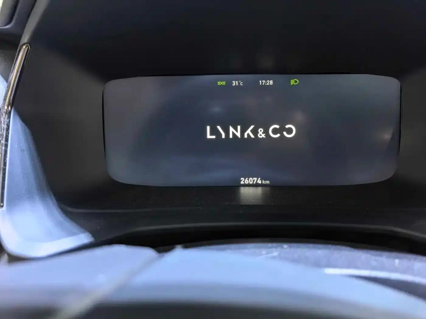 Lynk & Co 06 2023 Remix 1.5T Pro — миниатюра 5