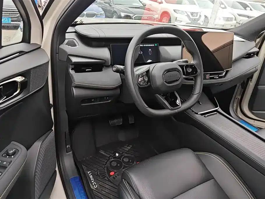 Lynk & Co 06 2025 Renew 1.5T Halo — миниатюра 12