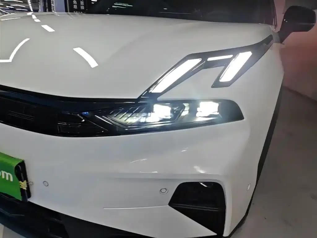 Lynk & Co 06 2025 Renew 1.5T Halo — миниатюра 24