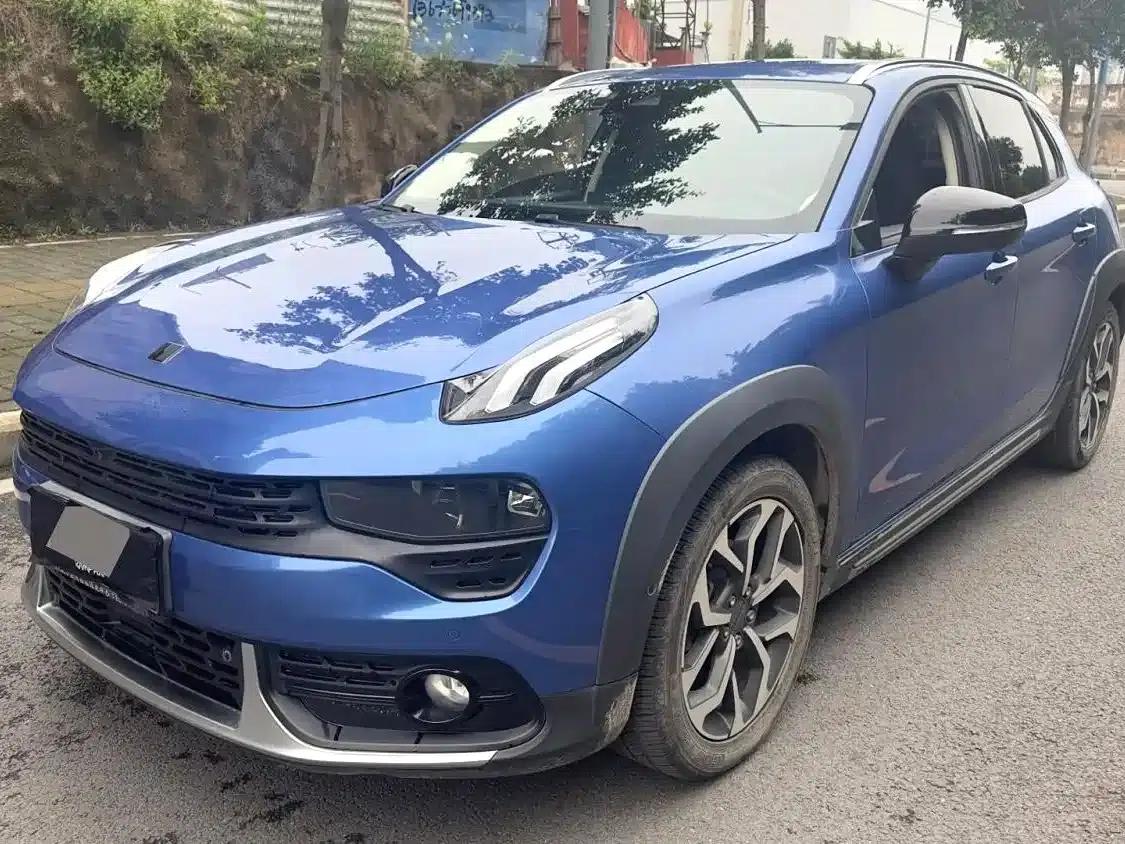 Lynk & Co 02 2019 2.0T Automatic 2WD Funky Music Edition — миниатюра 1