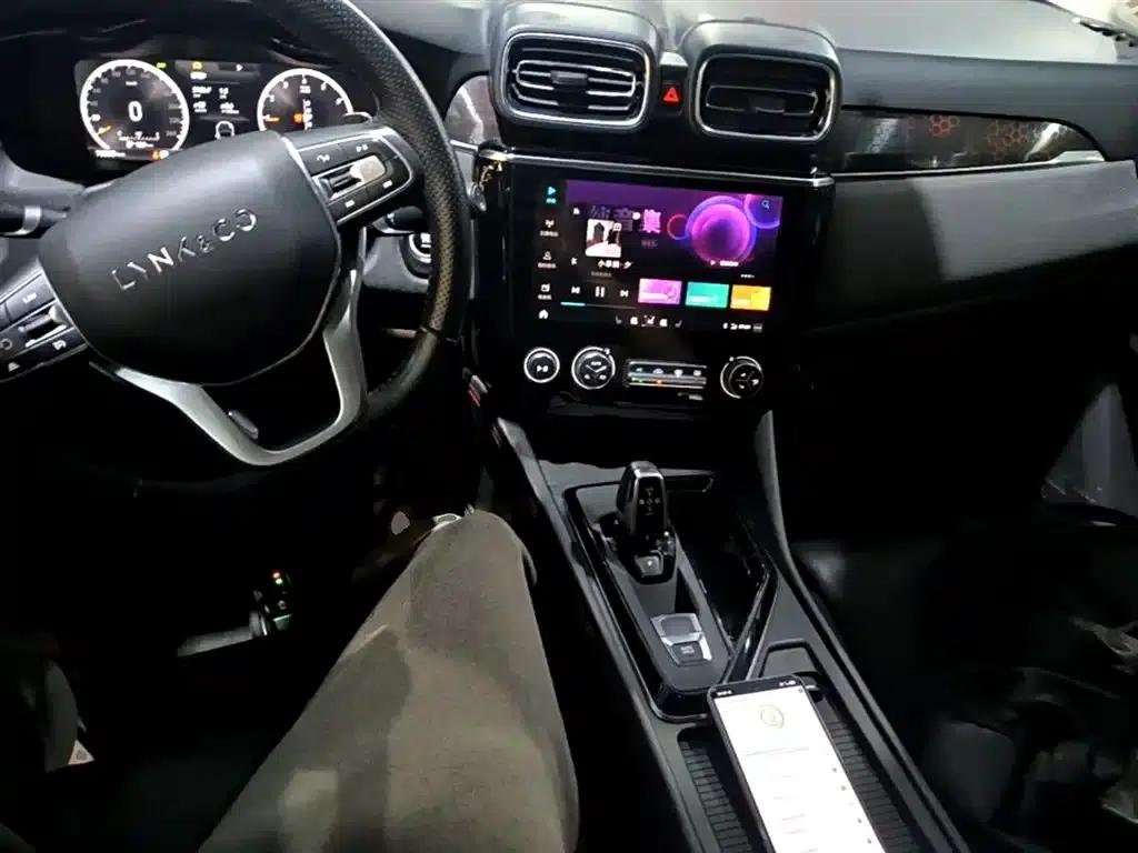 Lynk & Co 02 2019 1.5T DCT 2WD Pro Edition (China VI Emission Standard) — миниатюра 10
