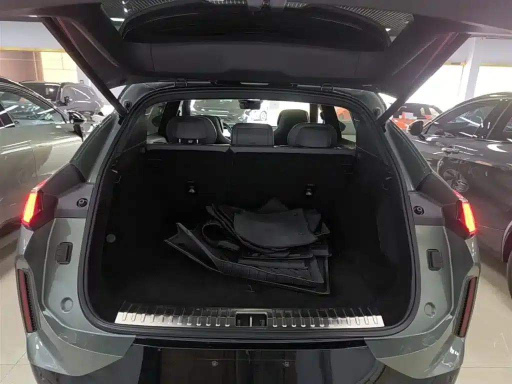Lynk & Co 08 EM-P 2023 Model, 220km/h, Halo 4WD Performance — миниатюра 19