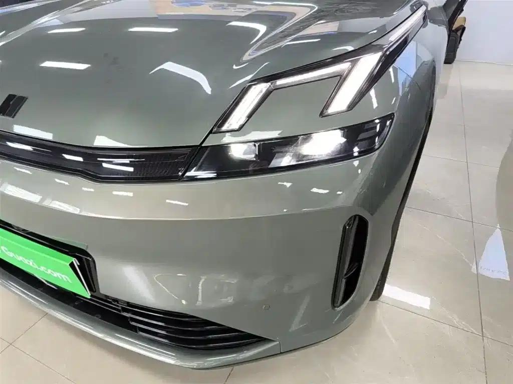 Lynk & Co 08 EM-P 2023 Model, 220km/h, Halo 4WD Performance — миниатюра 24