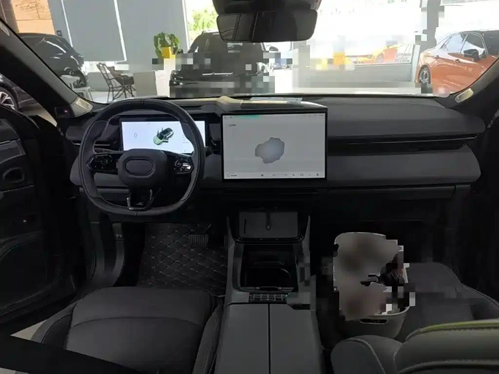 Lynk & Co 08 EM-P 2023 Model, 220km/h, Halo 4WD Performance — миниатюра 10