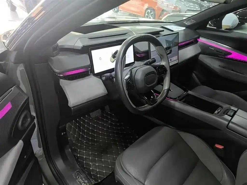 Lynk & Co 08 EM-P 2023 Model, 220km/h, Halo 4WD Performance — миниатюра 16