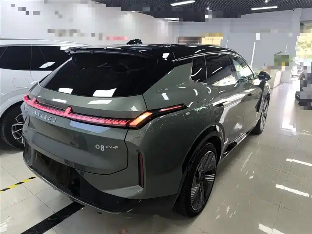 Lynk & Co 08 EM-P 2023 Model, 220km/h, Halo 4WD Performance — миниатюра 7