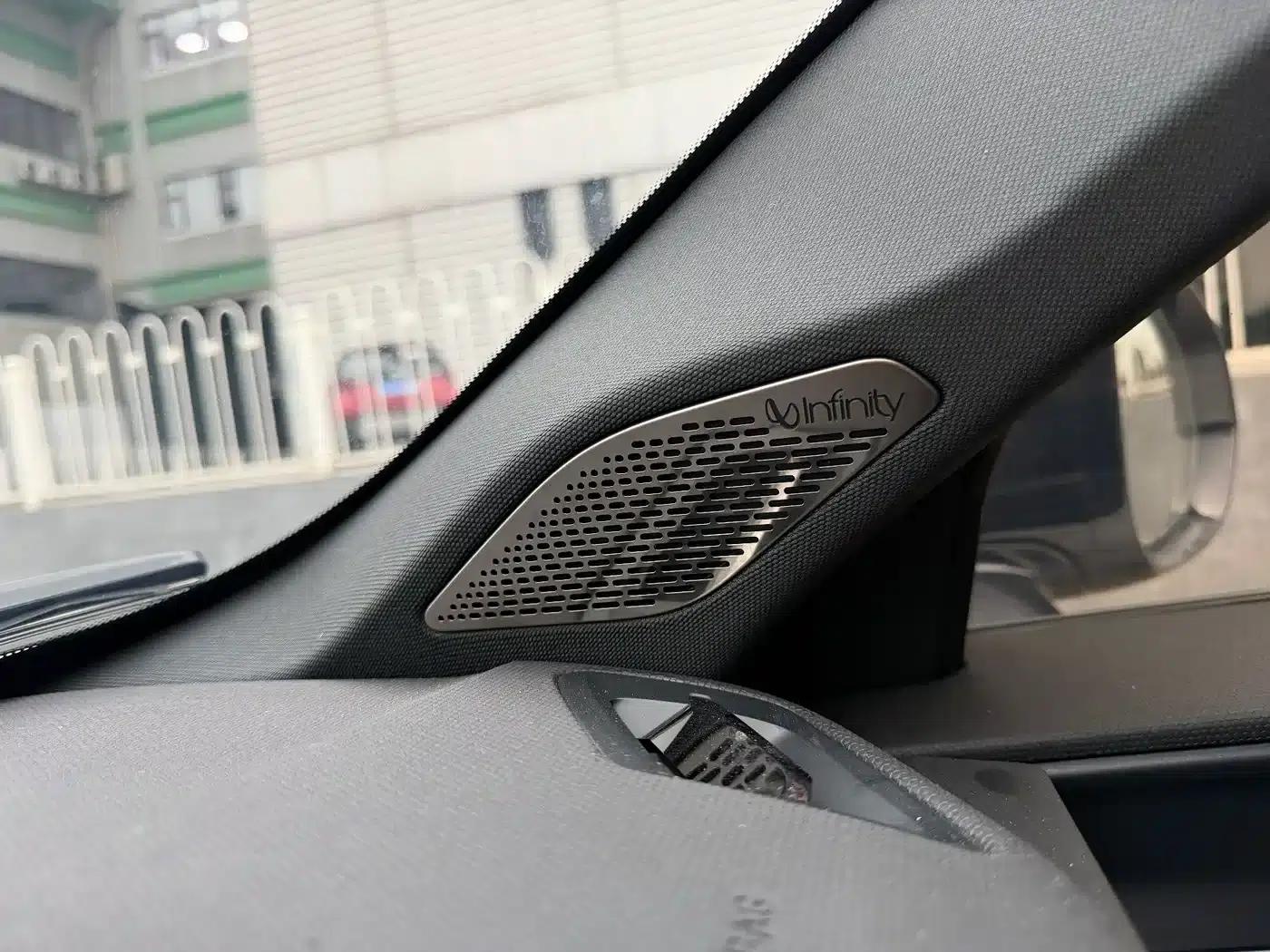 Lynk & Co 05 2022 2.0TD AWD Halo — миниатюра 18