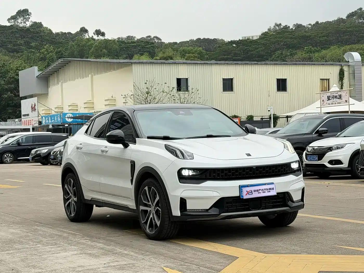 Lynk & Co 05 2022 2.0TD AWD Halo — миниатюра 3