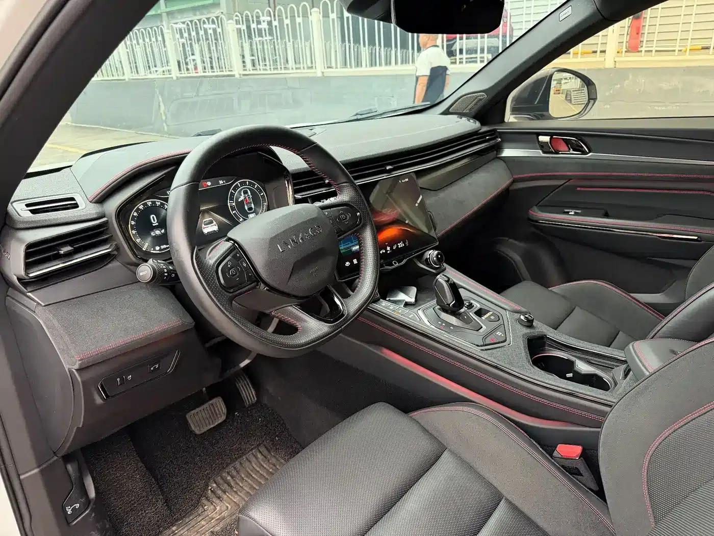 Lynk & Co 05 2022 2.0TD AWD Halo — миниатюра 9