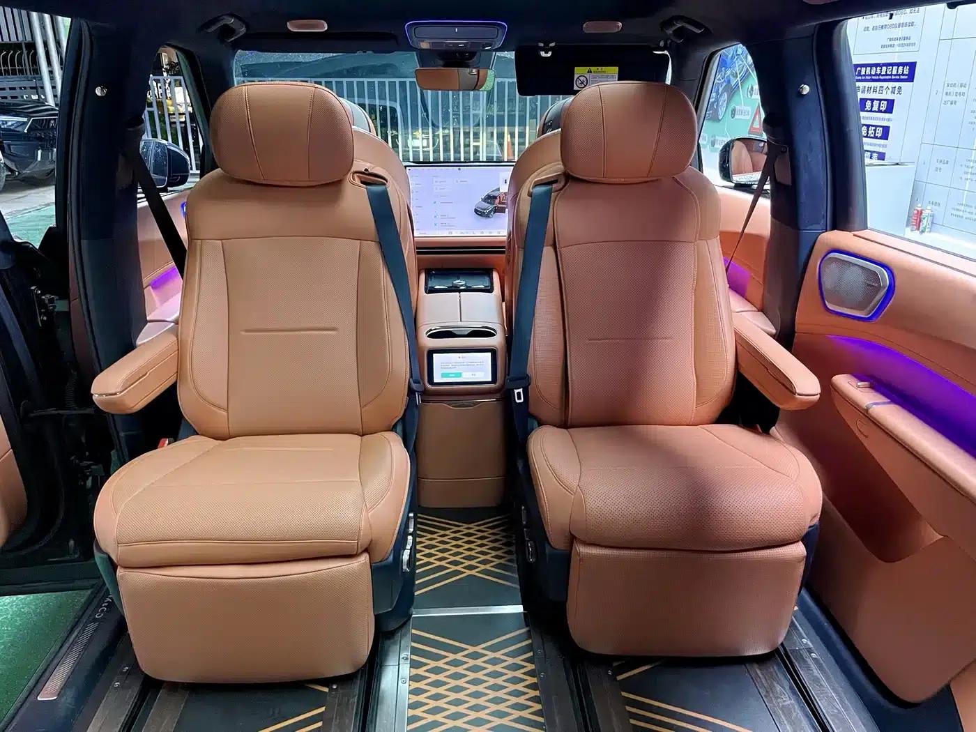 Lynk & Co 900 2025 1.5T Ultra 6-seater — миниатюра 12