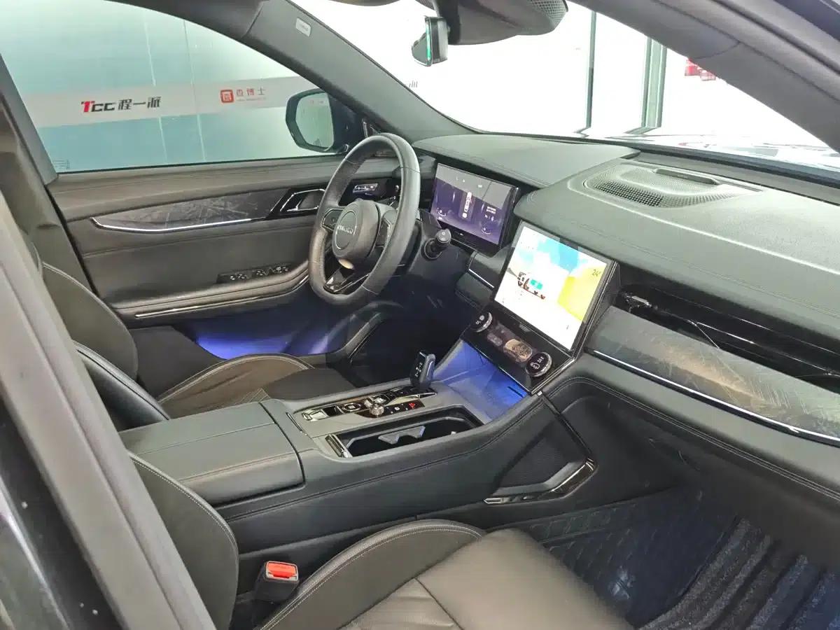 Lynk & Co 09 EM-P 2021 2.0T PHEV Ultra Six-Seater — миниатюра 13