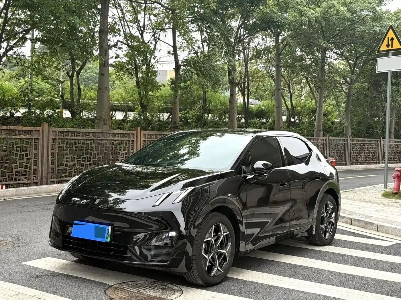 Lynk & Co Z20 2025 Model 530km RWD Pro — миниатюра 2