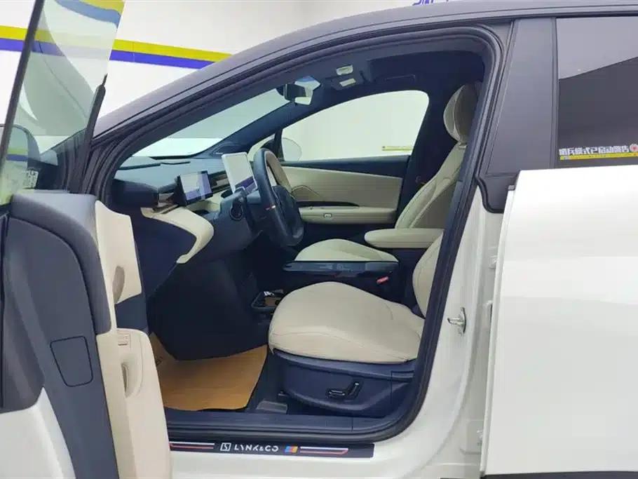 Lynk & Co Z20 2025 Model, 530km/h Rear-Wheel Drive Max — миниатюра 9