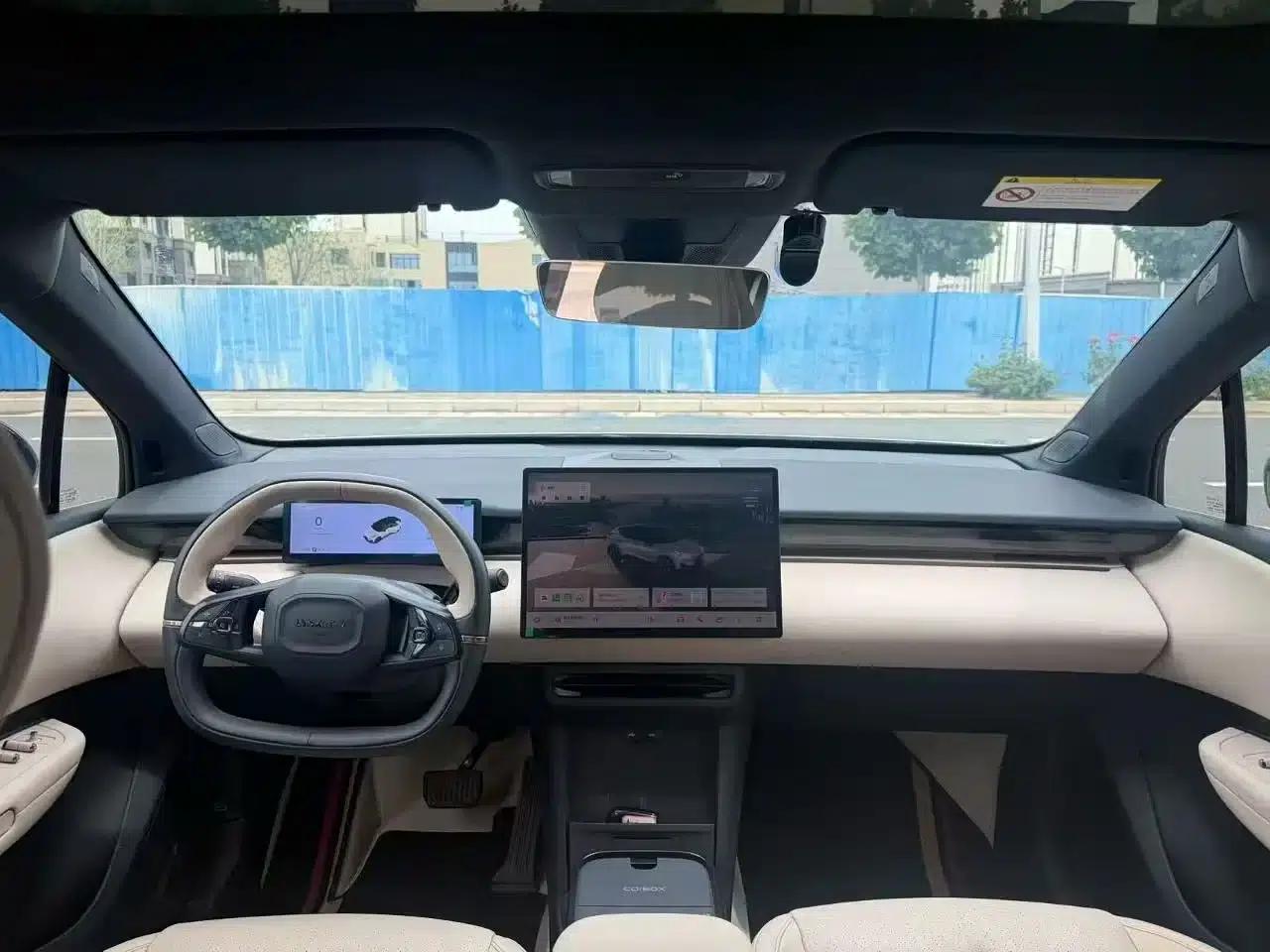 Lynk & Co Z20 2026 Model 430km RWD Pro — миниатюра 6