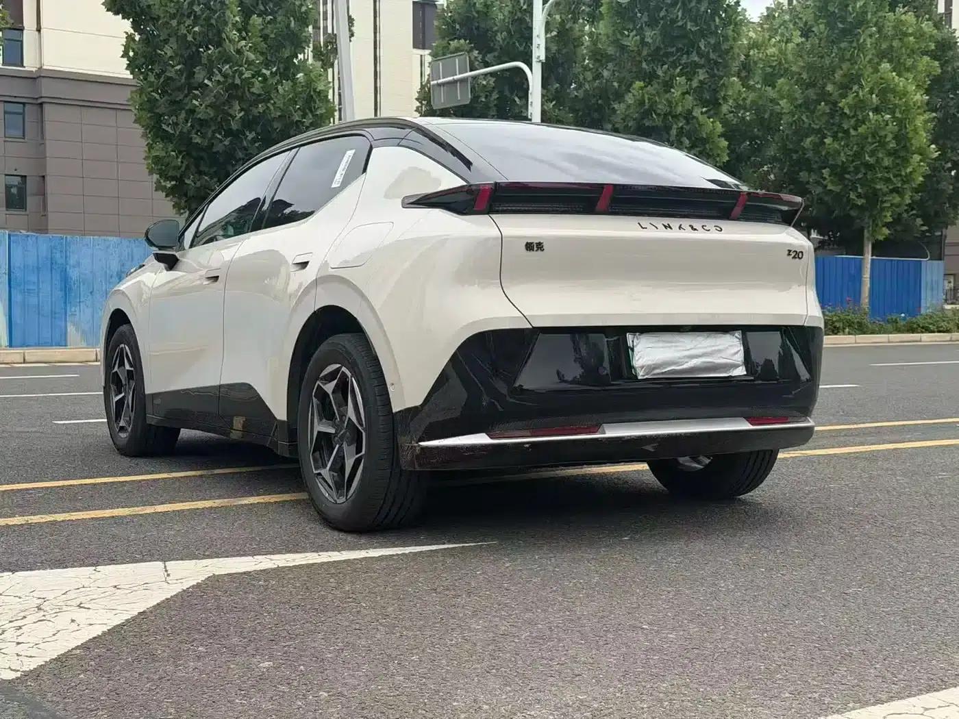 Lynk & Co Z20 2026 Model 430km RWD Pro — миниатюра 9