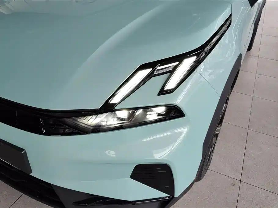 Lynk & Co 06 EM-P 2023 Model, EM-P 126km Long Range Halo — миниатюра 5